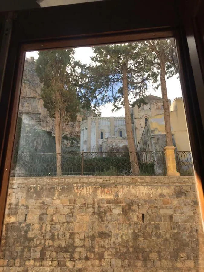 Cathedral House Διαμέρισμα Cefalù